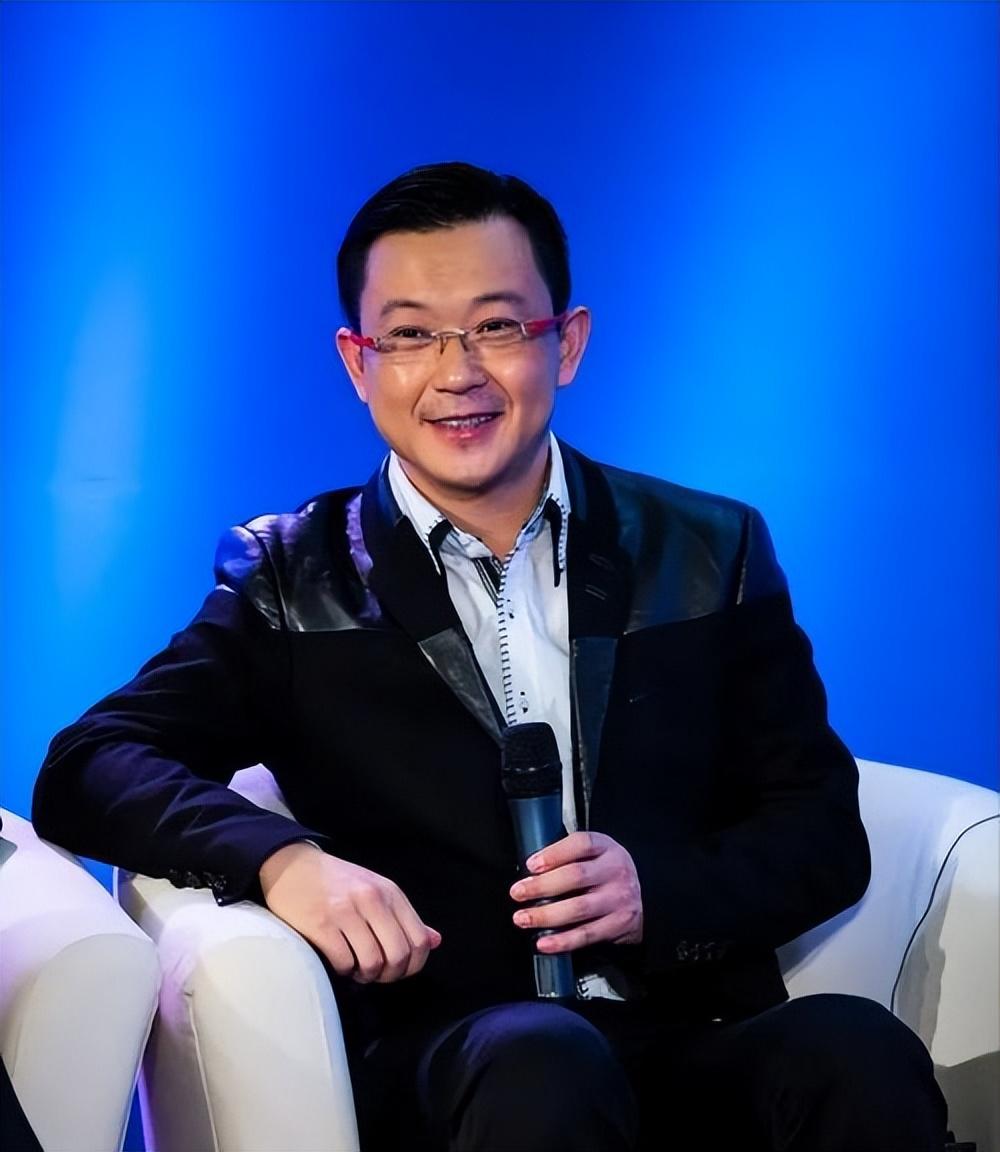 田明这个名字大家可能不那么熟悉,但是《加油好男儿》和《舞林大会》