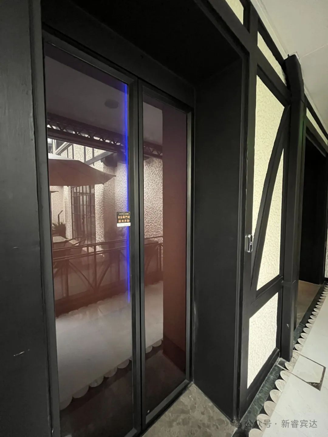酒店电梯不在危险智能螺杆电梯让旅途更加安全