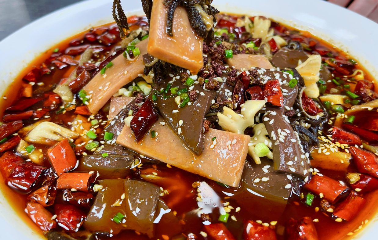 四川最出名的5道经典名菜,麻辣鲜香,色味俱全,你吃过几道?