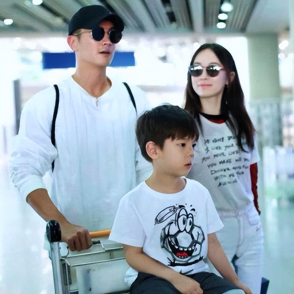 雷佳音妻子和我挤过10平方米的屋子我火了绝不能辜负她