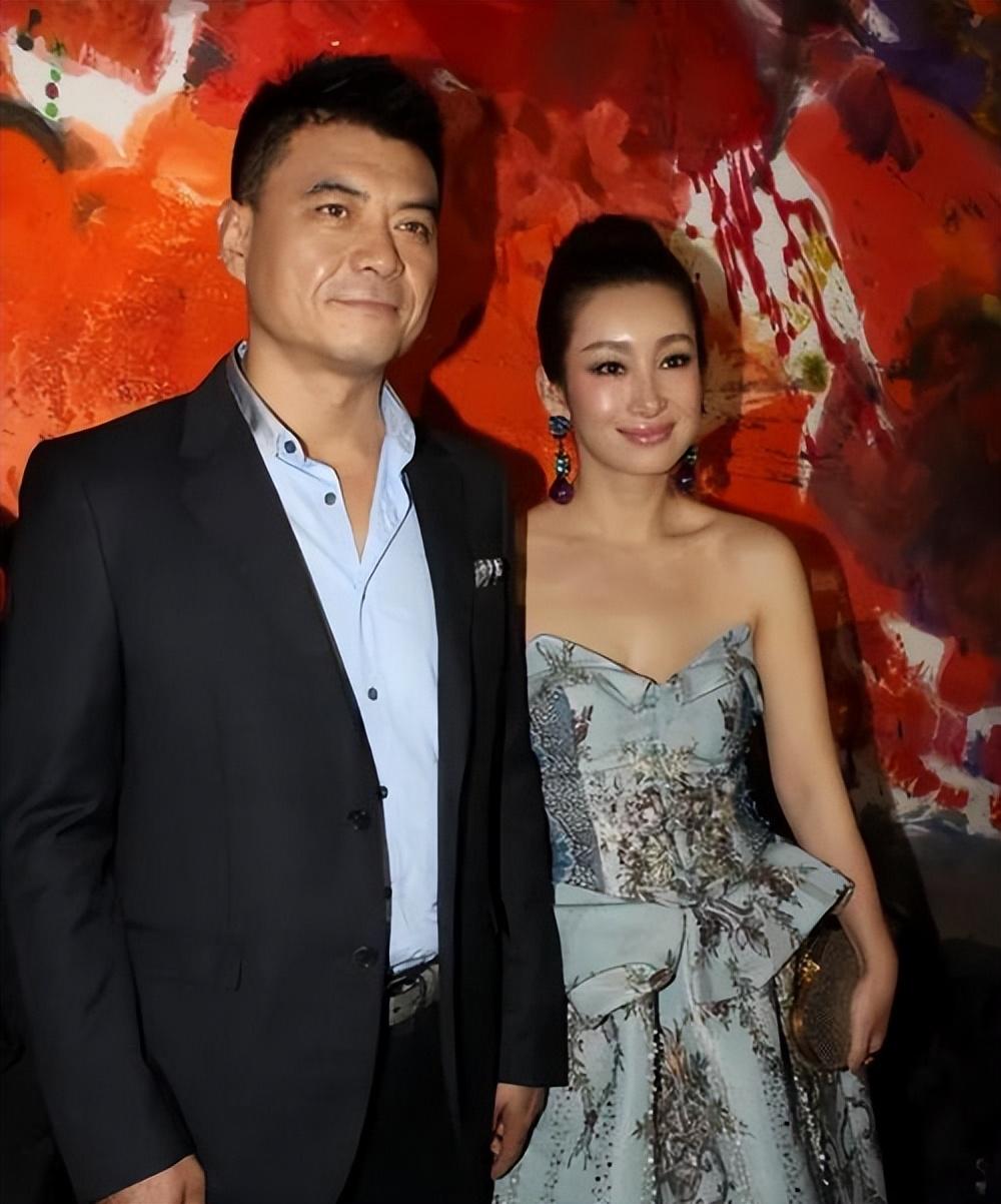 秦海璐巨婴症儿子现已8岁看到长相后网友表情大为吃惊
