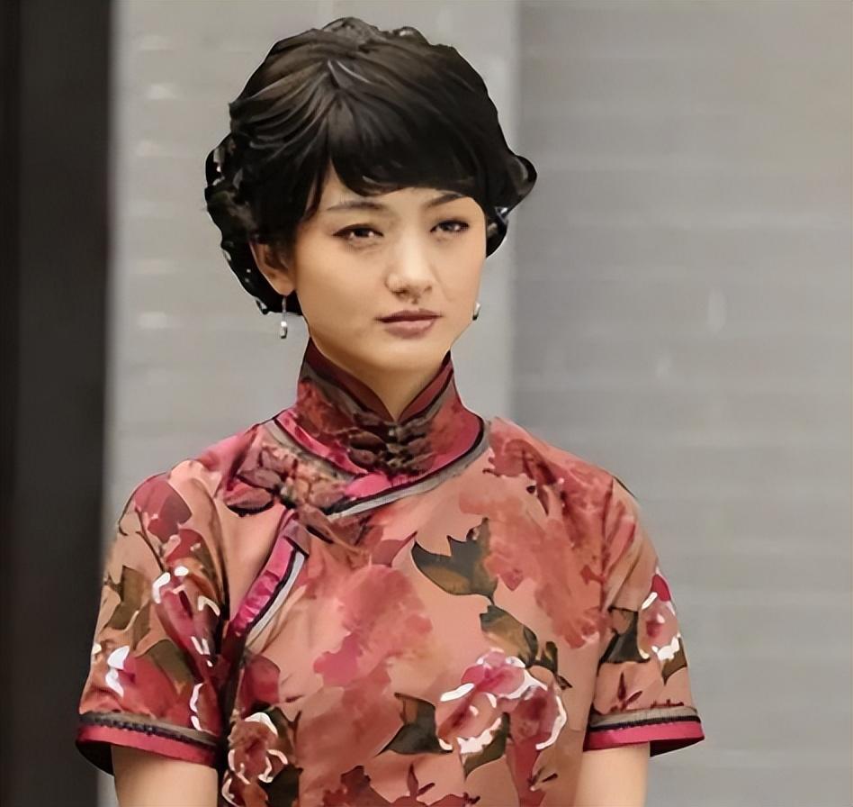 朱杰和胡歌是同学貌美如花从不炒作丈夫位列全球亿万富豪榜