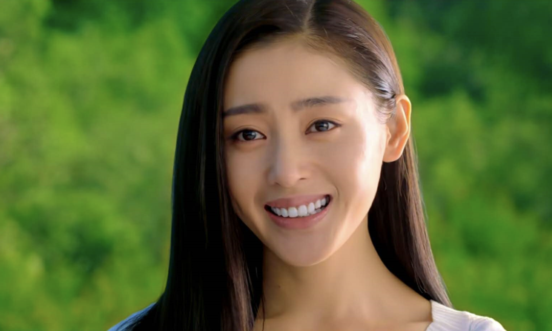 明星烤瓷牙有多可怕有的亮得发蓝有的嘴包不住牙辣眼睛