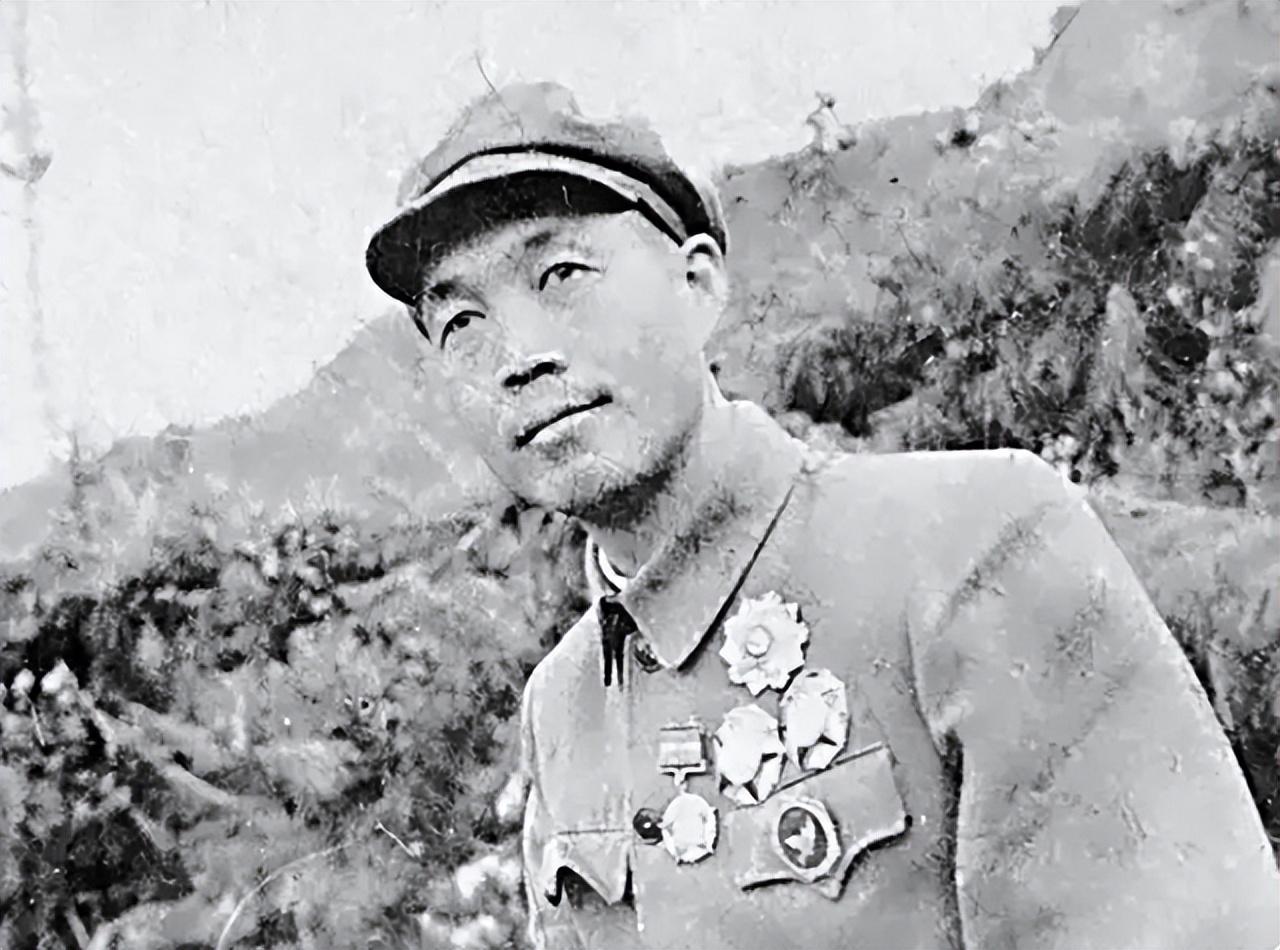 张蕴钰战功赫赫曾任中国第一位核司令改换核靶场到罗布泊