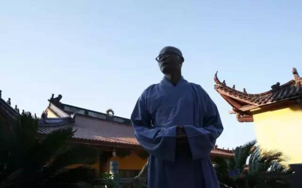 回顾男子一心向佛放弃百万年薪和妻子出家后妻子再无来世