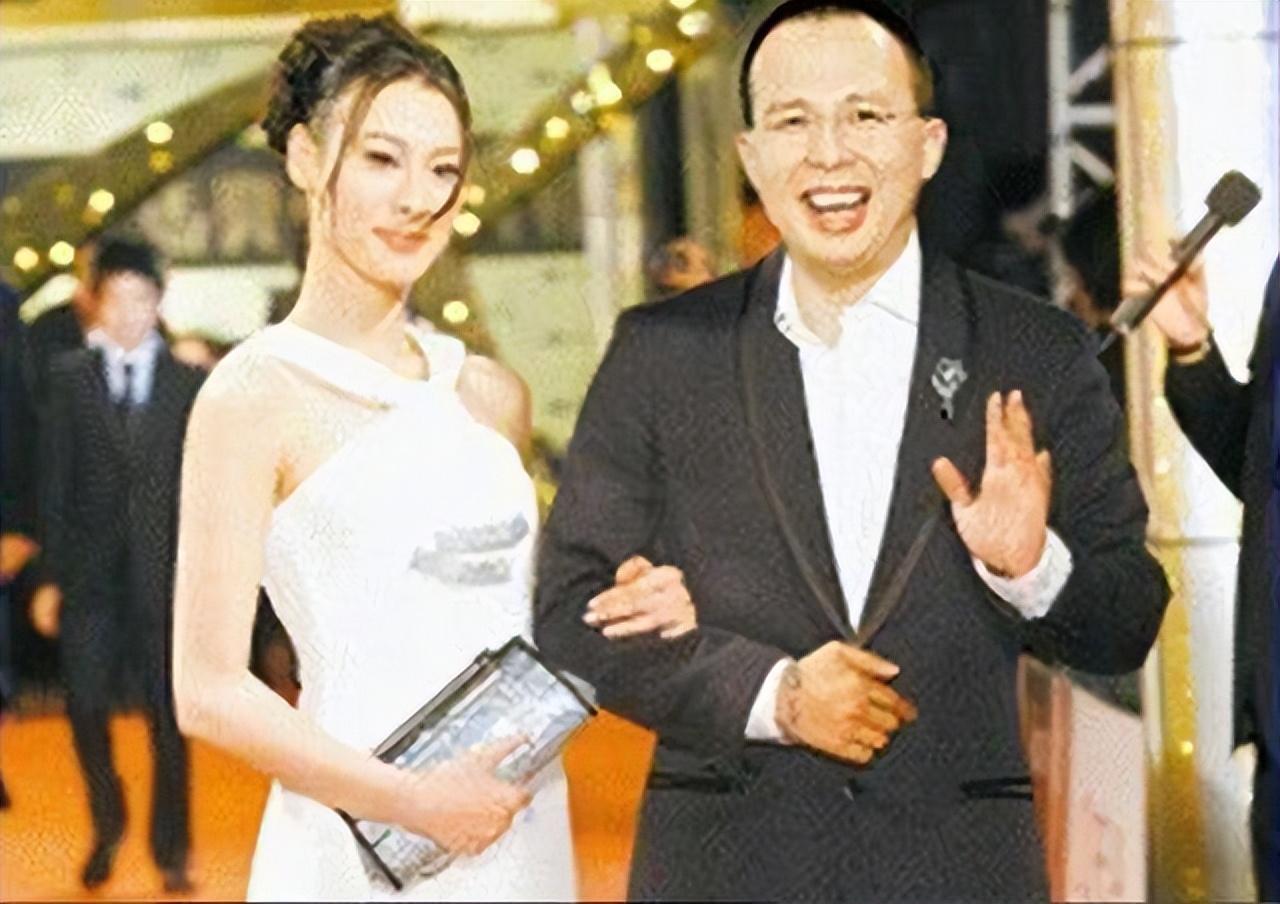 回顾有私生子的7位女星大多都是自己养还有的生父成谜