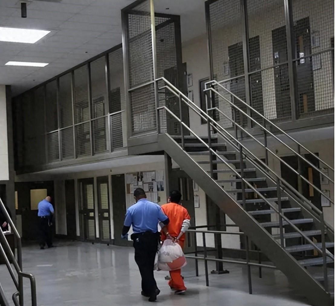 回顾女子监狱没有男性为何每年都有很多人怀孕是何缘由