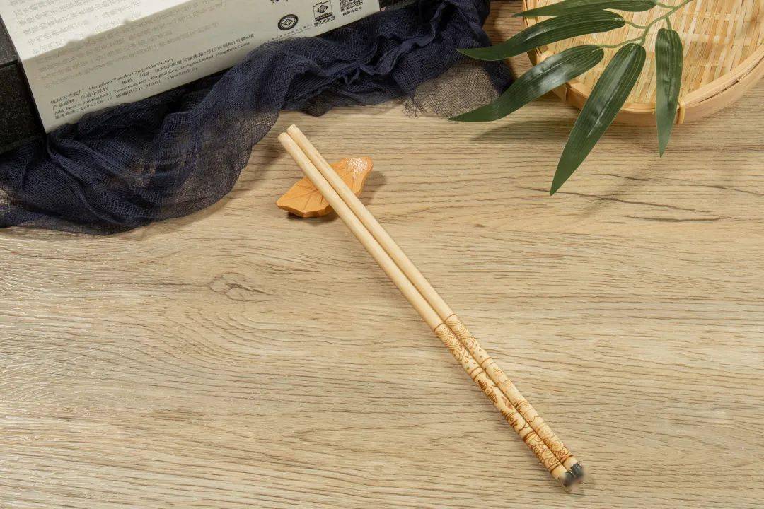 象牙筷子的故事图片