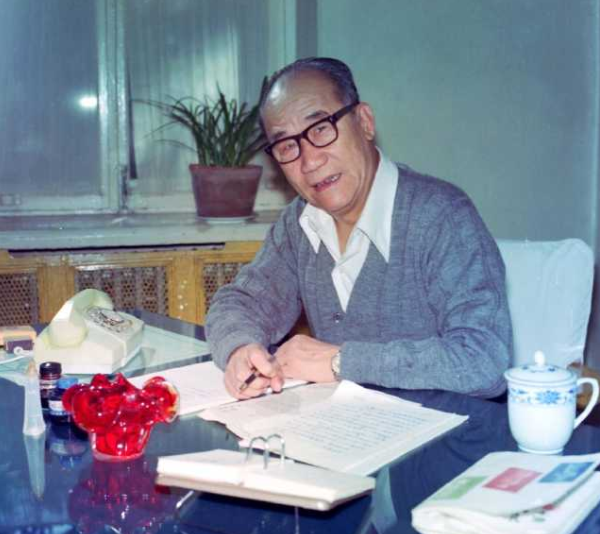 回顾:首届春晚已离世的演员最小仅56岁,一大半都是曲艺界的大腕