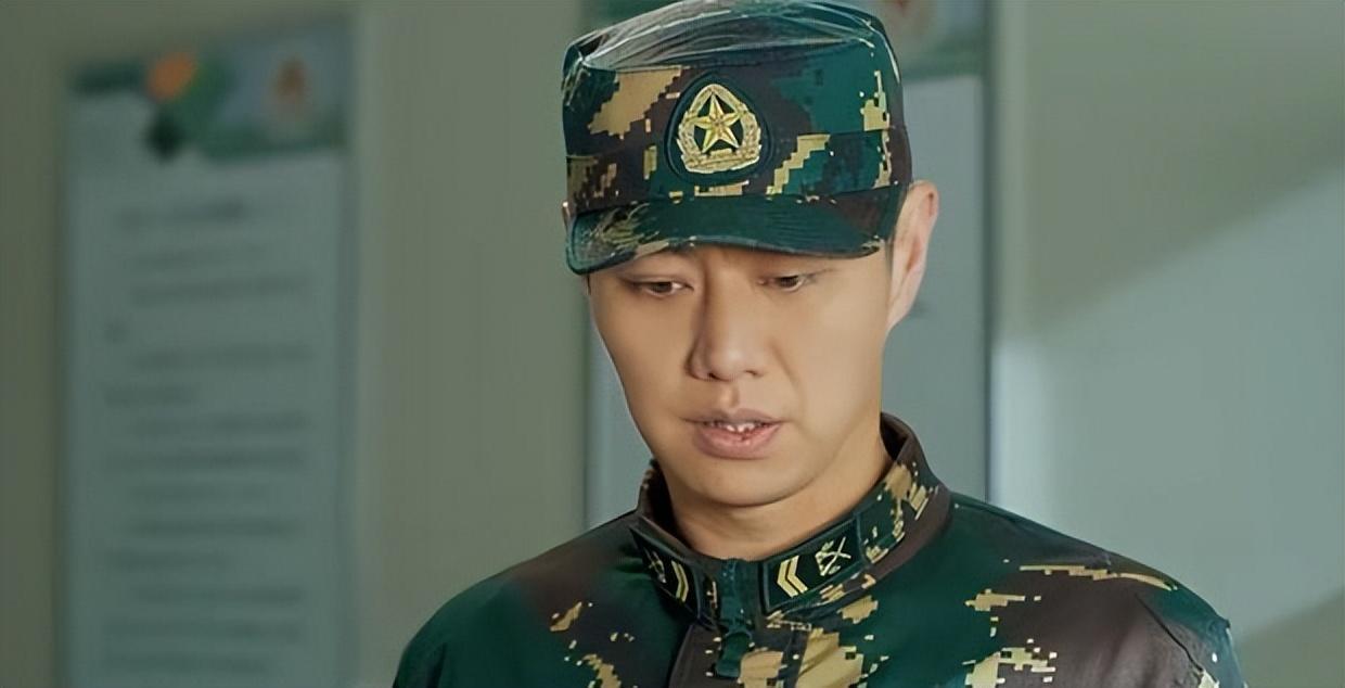 39岁的赵荀从李二牛爆改成花美男他的骨盆用3颗钉子挂在腰上