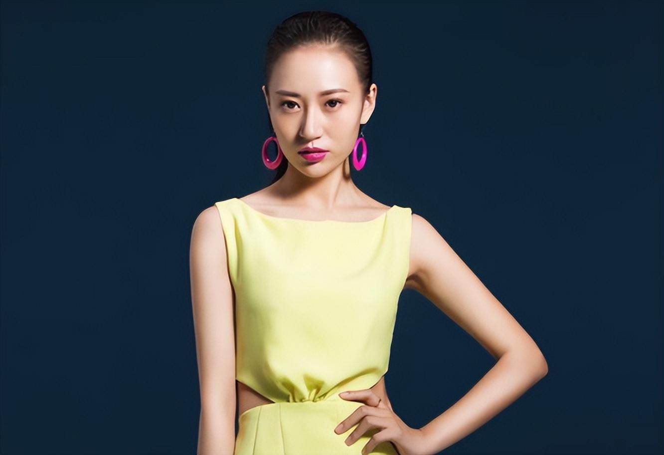 回顾:红极一时消失的8位歌手有人去世,有人出家,有人直播带货