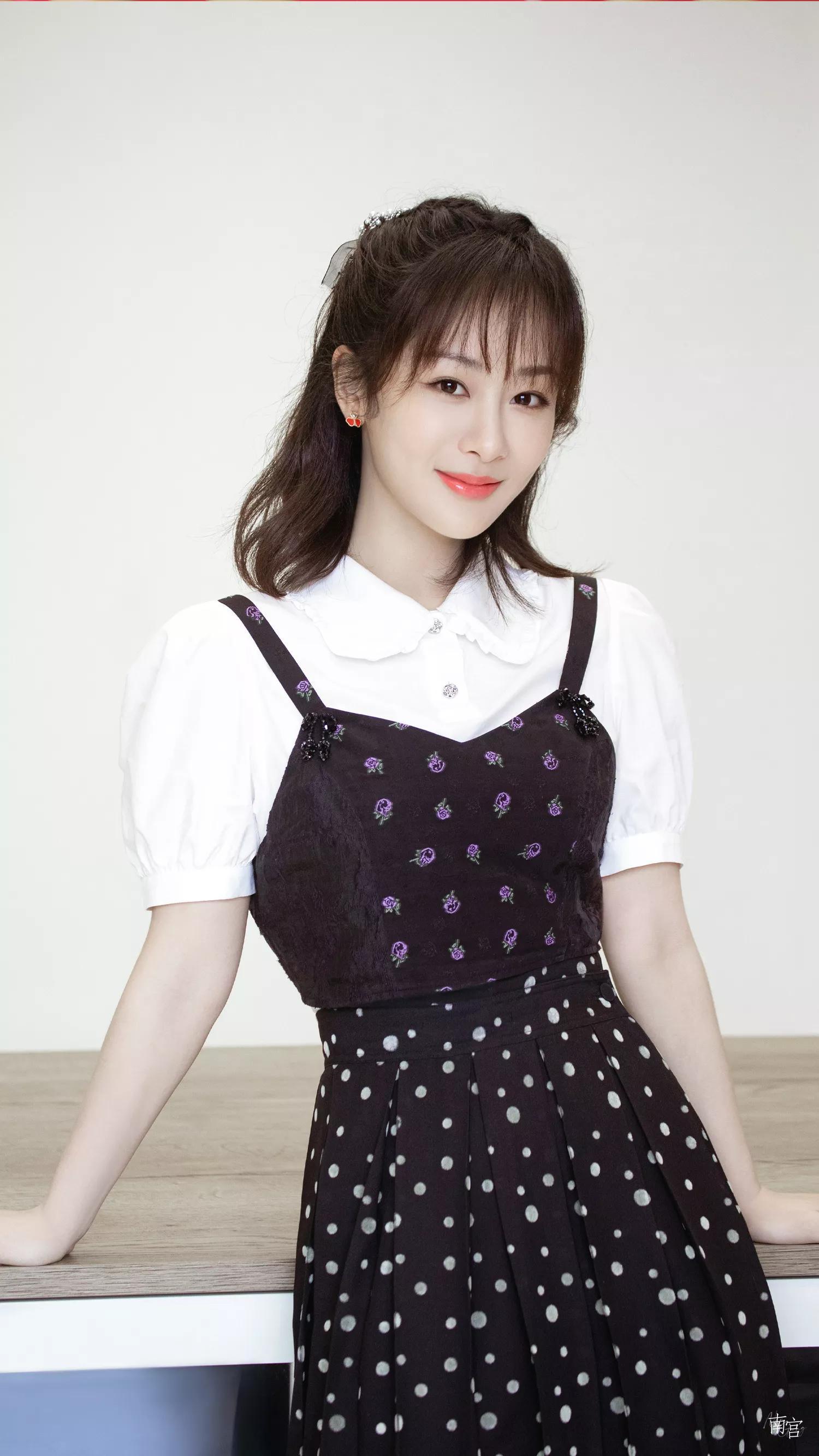 苹果型身材杨紫