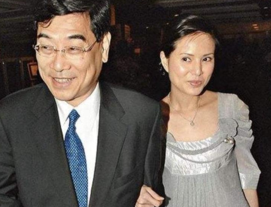 表面上是有钱人,实际全是伪豪门,求求这4个男人别再装了!