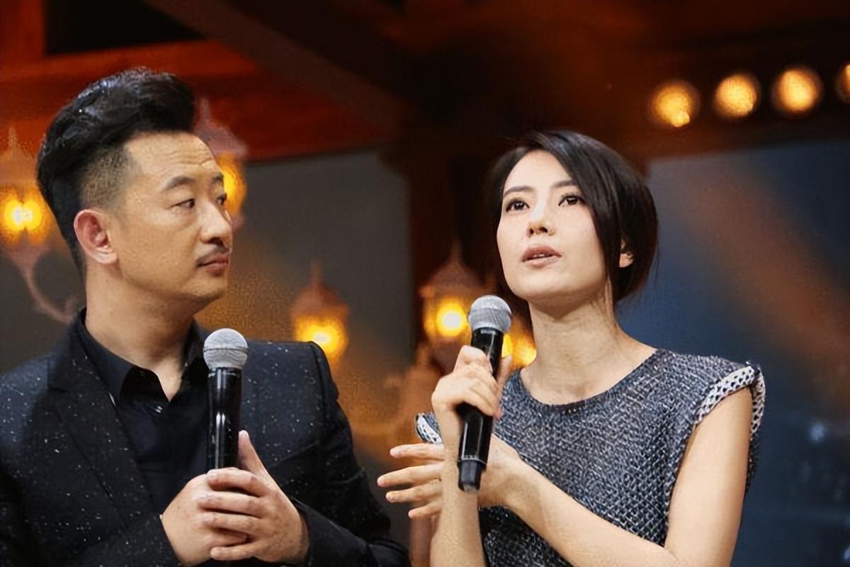 演员曲栅栅黄海波落魄时嫁给他任劳任怨养夫九年今苦尽甘来