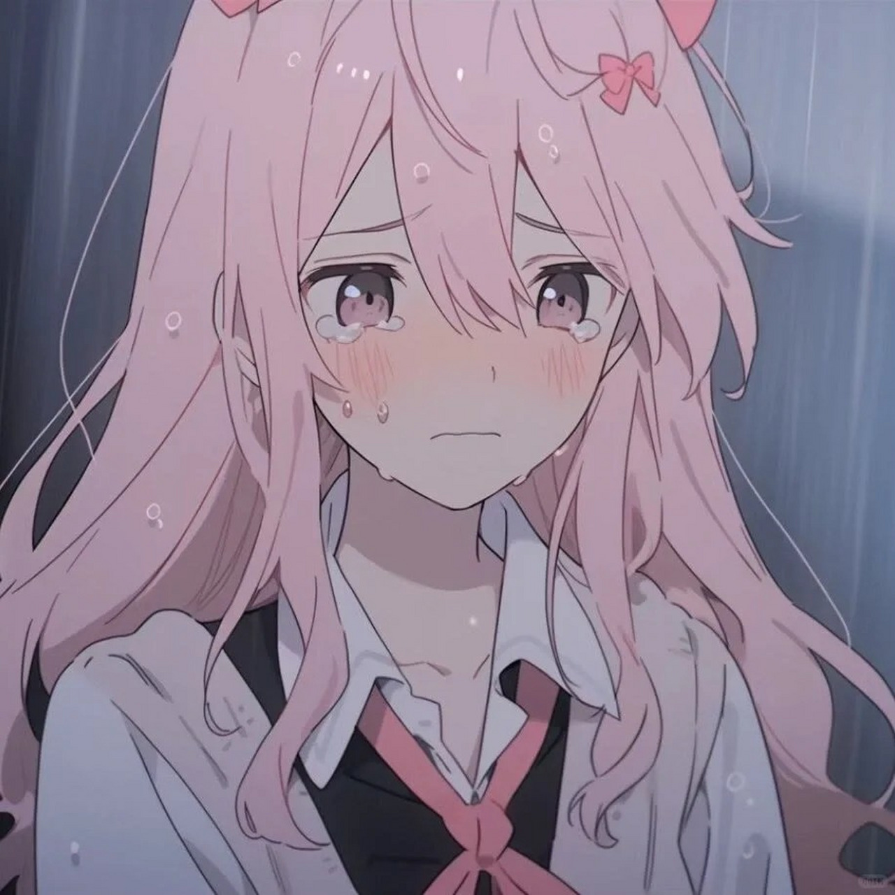 一眼就望到悲伤的伤感女头    一到晚上就开始伤