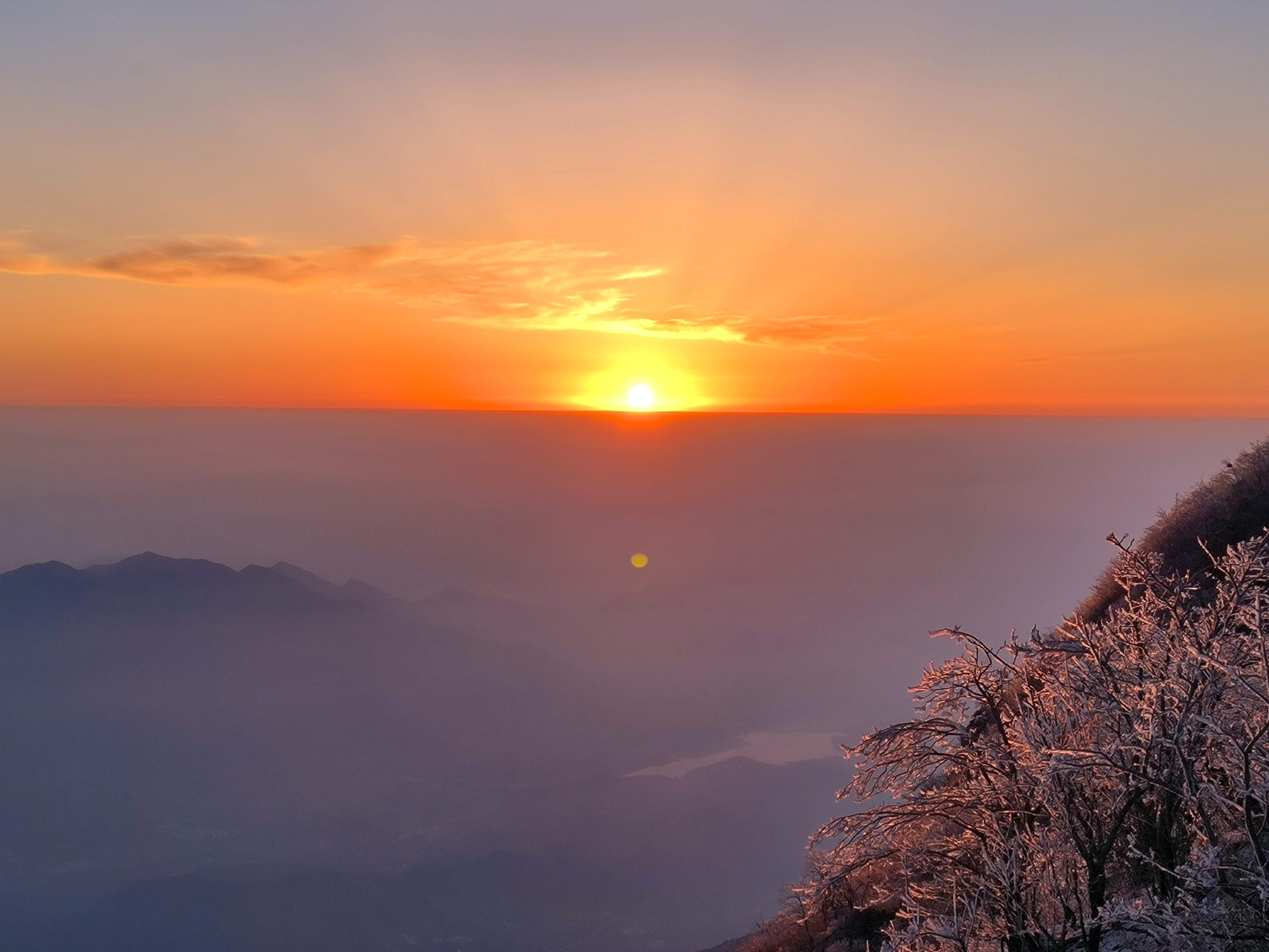 【最美辽宁】辽宁省丹东市:日出东方 作者:卢丹 #美好辽宁欢迎您##新