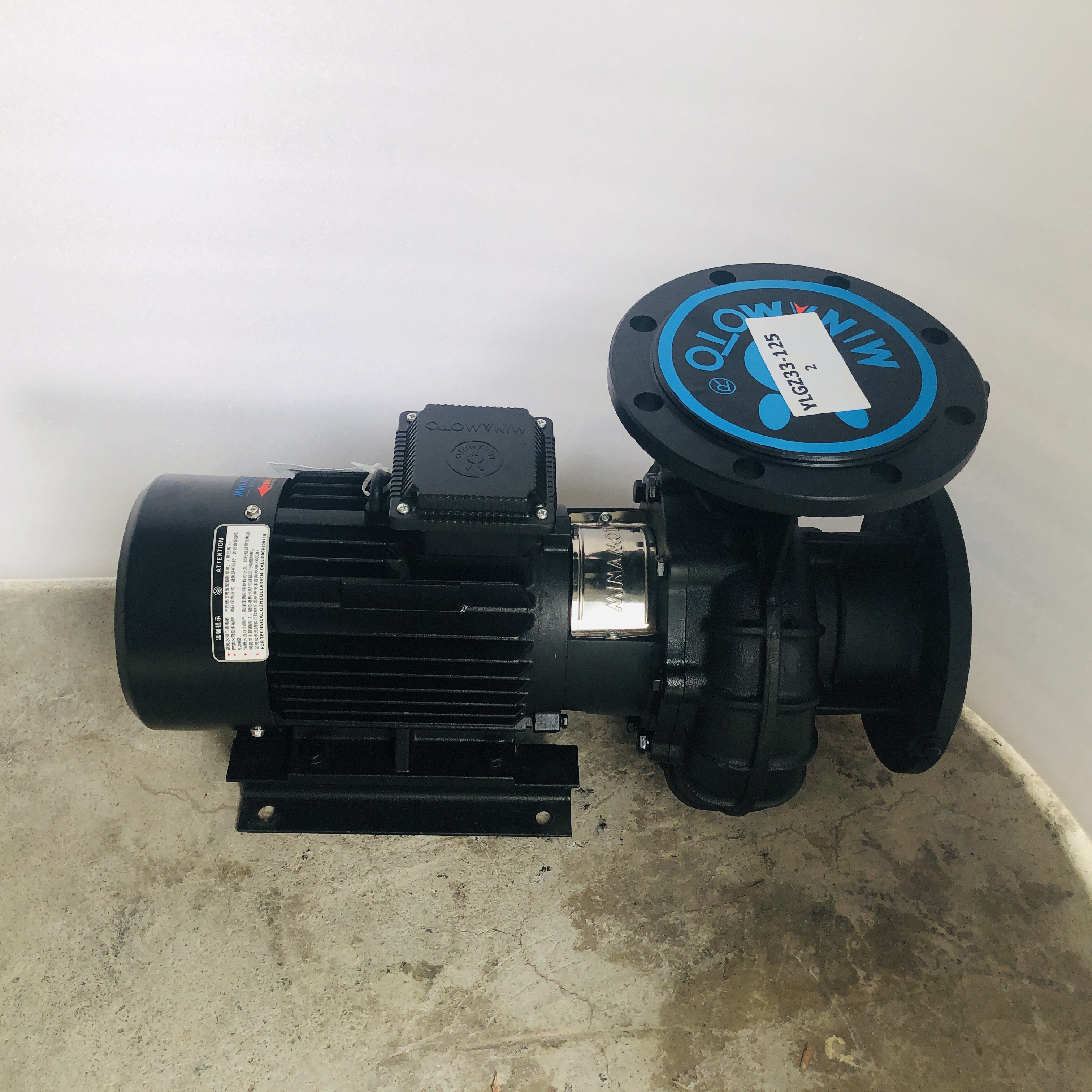 该型泵是单级单吸直联式离心泵,特别适用于蒸发式冷凝器的配套,亦可