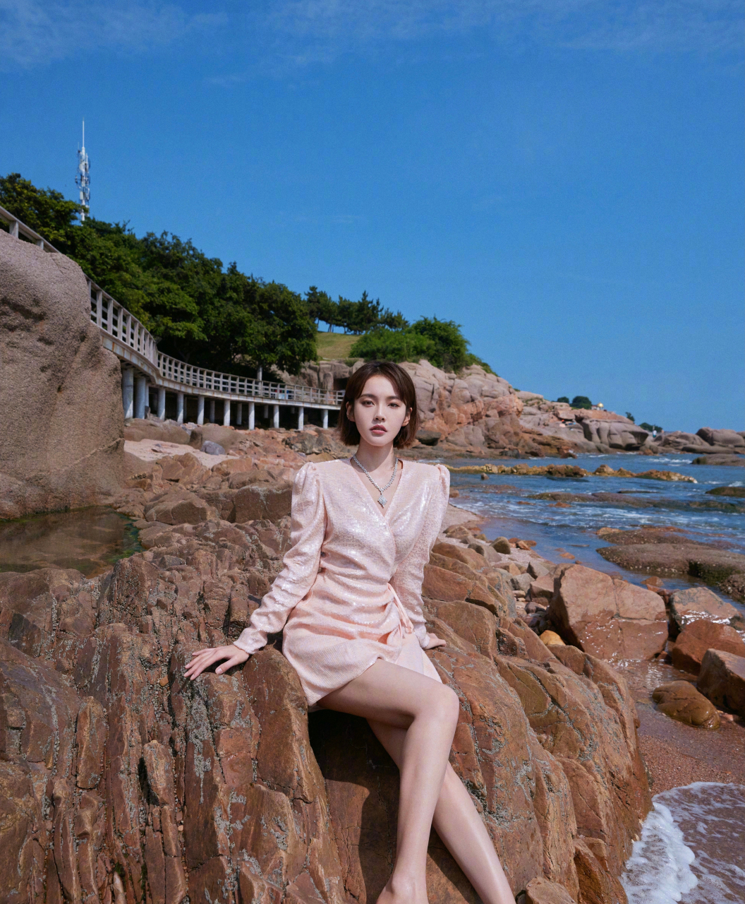 快来看!张佳宁的美腿写真撩人的反转剧情!