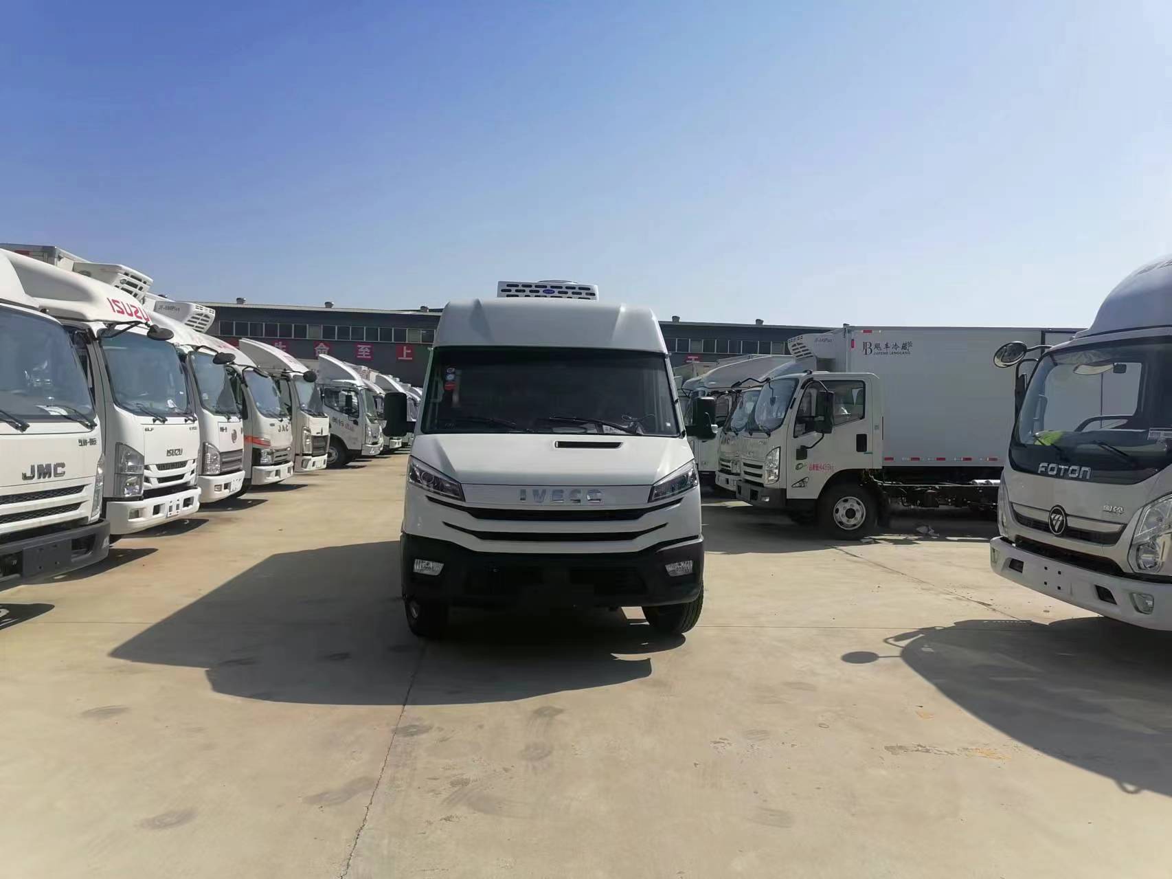 新能源面包式冷藏车