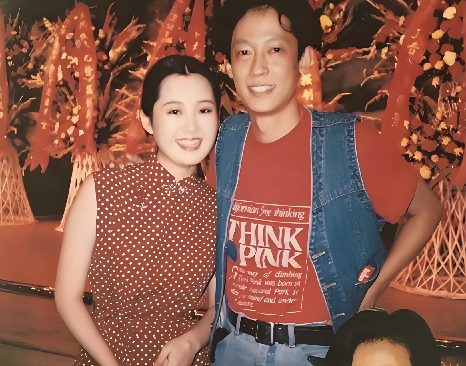 1992年的一天,正在拍电视剧《皇城根儿》的许晴突然跟尤勇说:"我爱上
