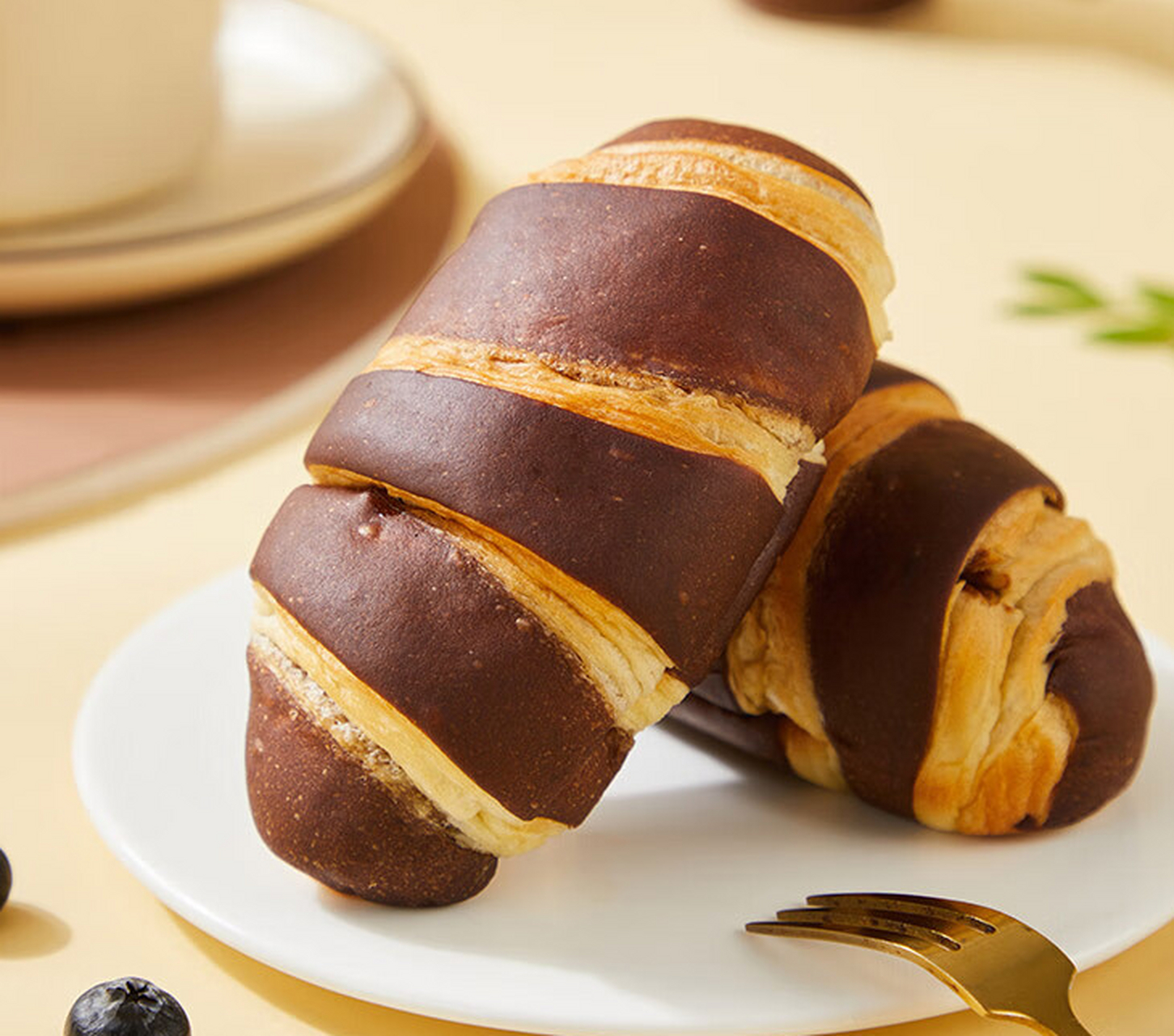 这款诺贝达夹心巧克力味牛角包可颂软面包,绝对是下午茶,零食,夜宵