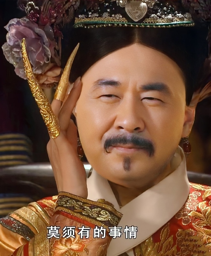 陈建斌闯大祸了!品质盛典上,坐着和丁勇岱握手被怒斥高傲自大