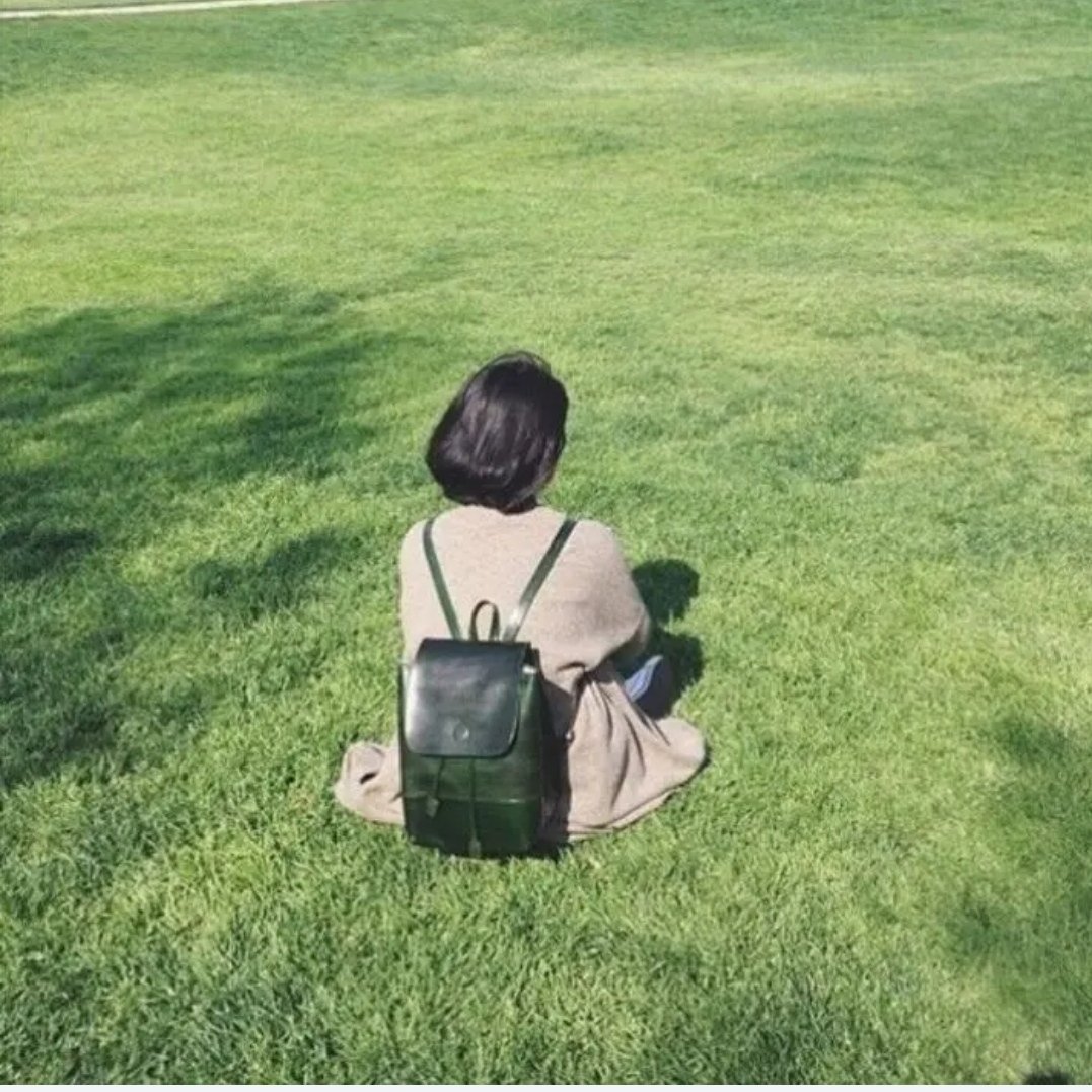 闺蜜的姐姐今年54岁,在人社局工作,168的个头,体重1