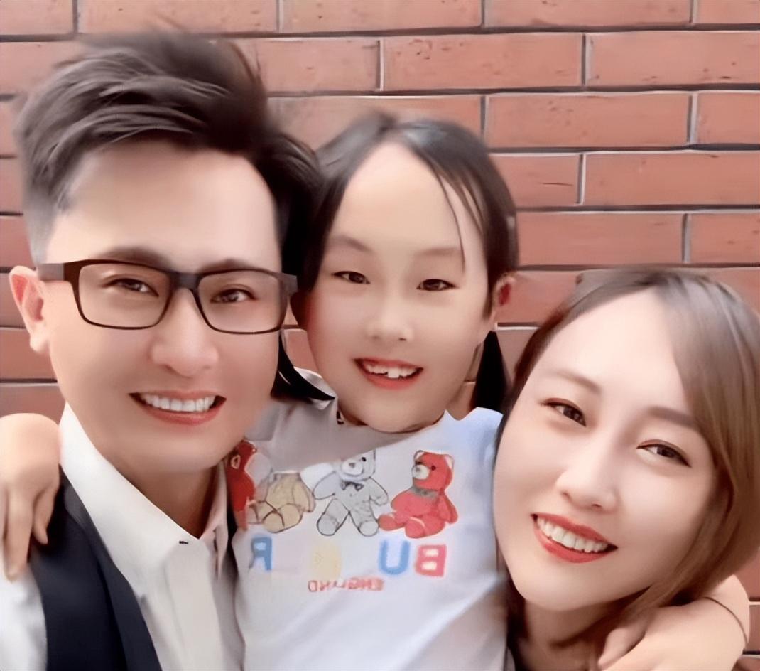 回顾这一次从未主持过央视春晚的杨帆让世界刮目相看