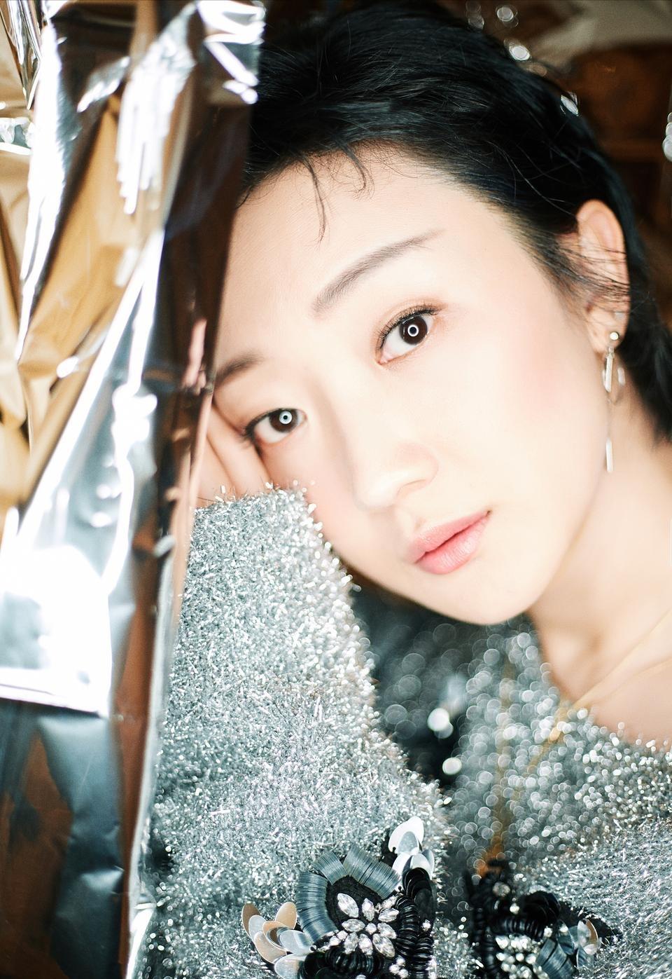 回顾那个曾被嘲脸歪嘴歪逼婚高富帅的张瑶如今活成了人生赢家