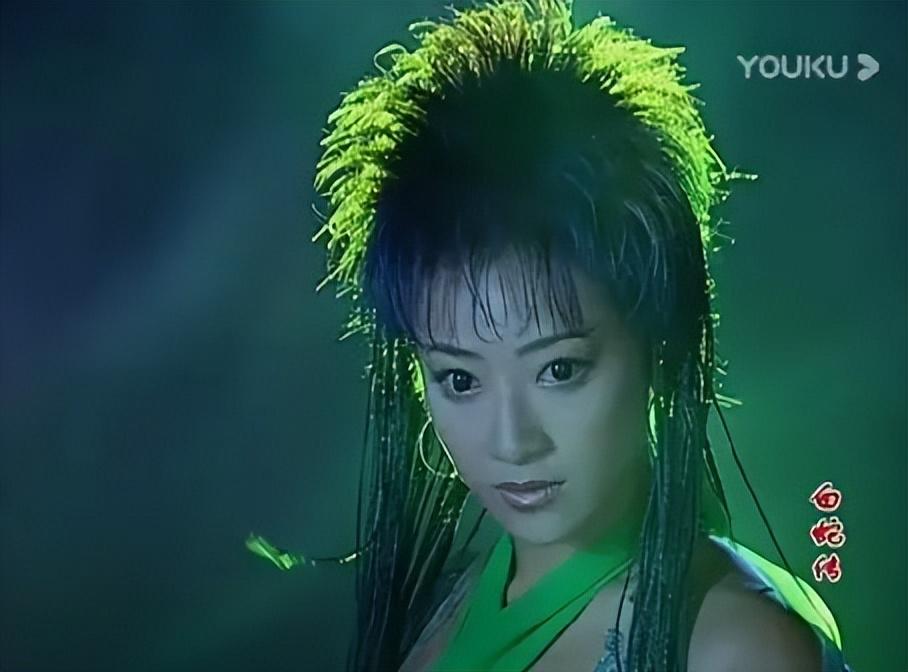 回顾以前古装造型好大胆小时候光顾看美人竟没发现有哪不对劲