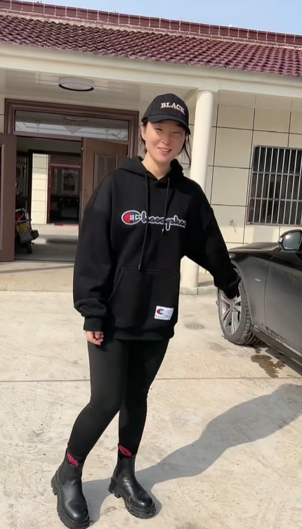 90后女孩的卡车人生跑遍全国霸气征婚现在过得怎么样