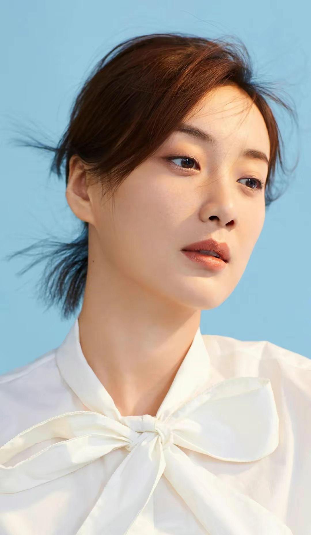 回顾徐梵溪感情经历坎坷如今前任家庭幸福美满她仍然孤身一人