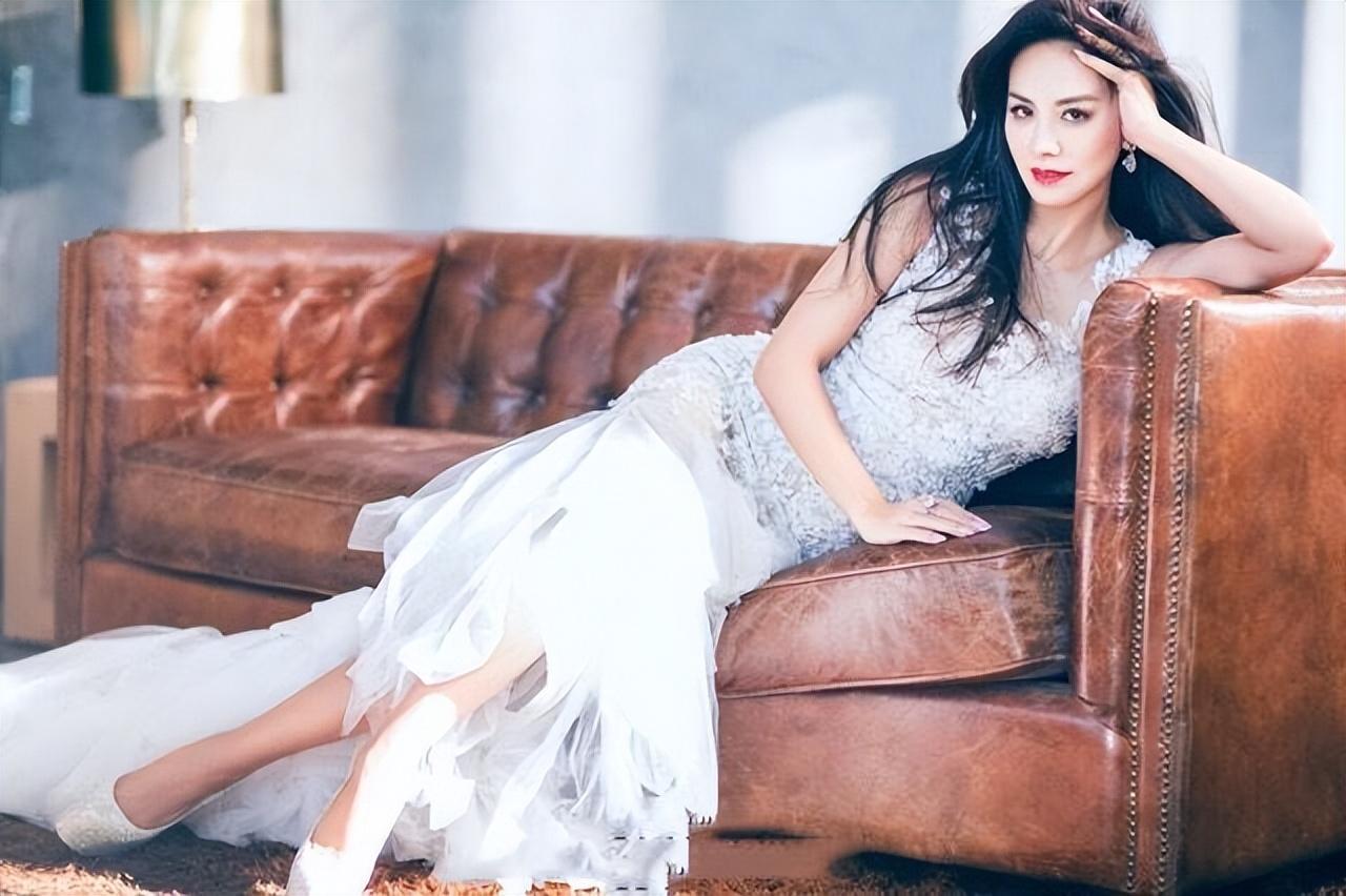 回顾演员田丽情断马景涛2段失败婚姻没人敢潜规则她