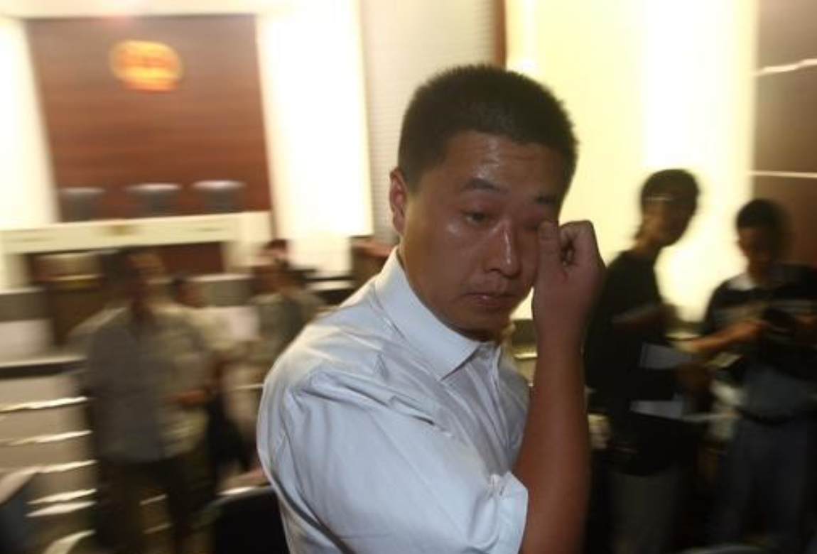 回顾说出不是你撞的干嘛去扶的王浩法官如今过得咋样