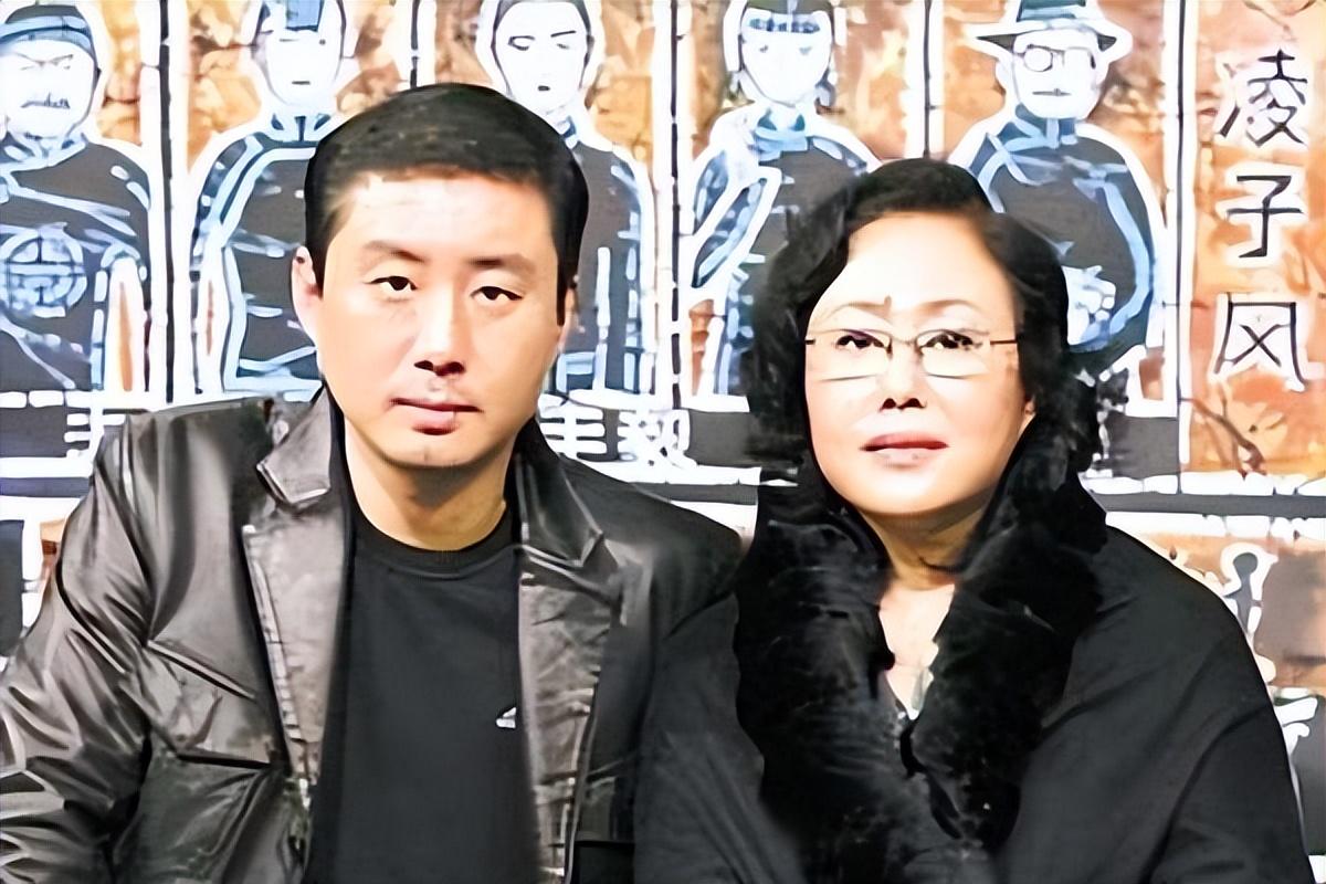 回顾74岁斯琴高娃近况瑞士老公已去世她垂垂老矣回到国内生活
