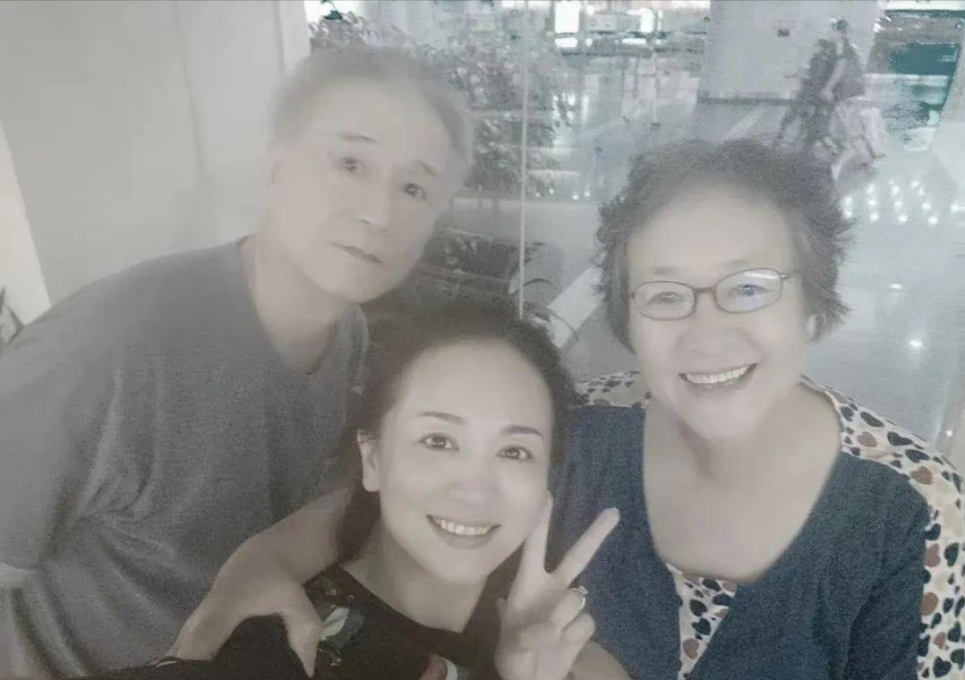 回顾演员涓子当红时嫁圈外丈夫婚后连生两子如今怎样了