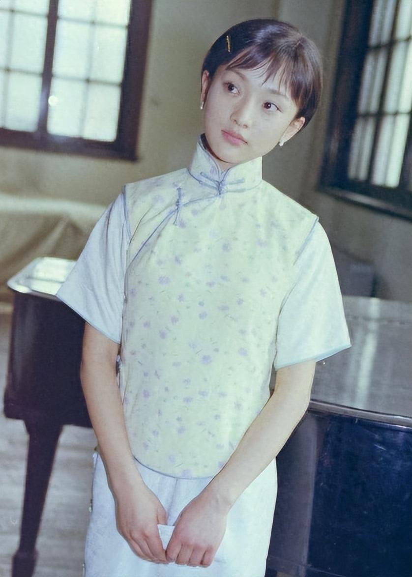 镜头前美若天仙真人黑瘦干瘪这6位上镜脸的女星反差好大