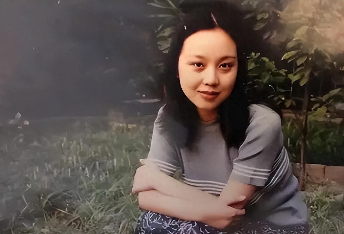 净身出户也要与闫妮离婚的邹伟如今18年过去了他后悔了吗