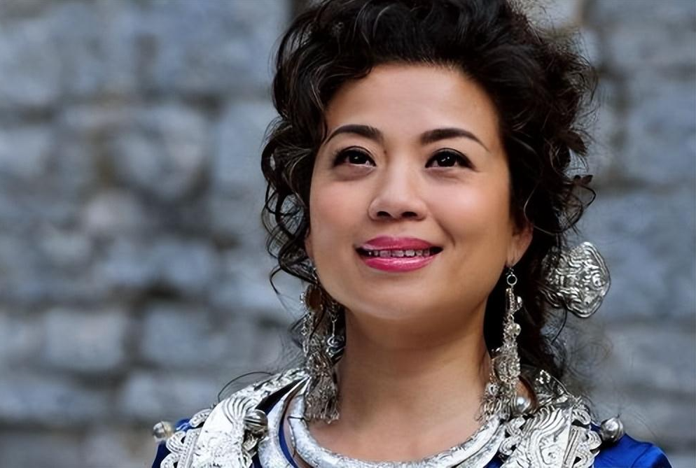 回顾民歌皇后张也54岁单身未育和吕继宏相伴21年令人羡慕