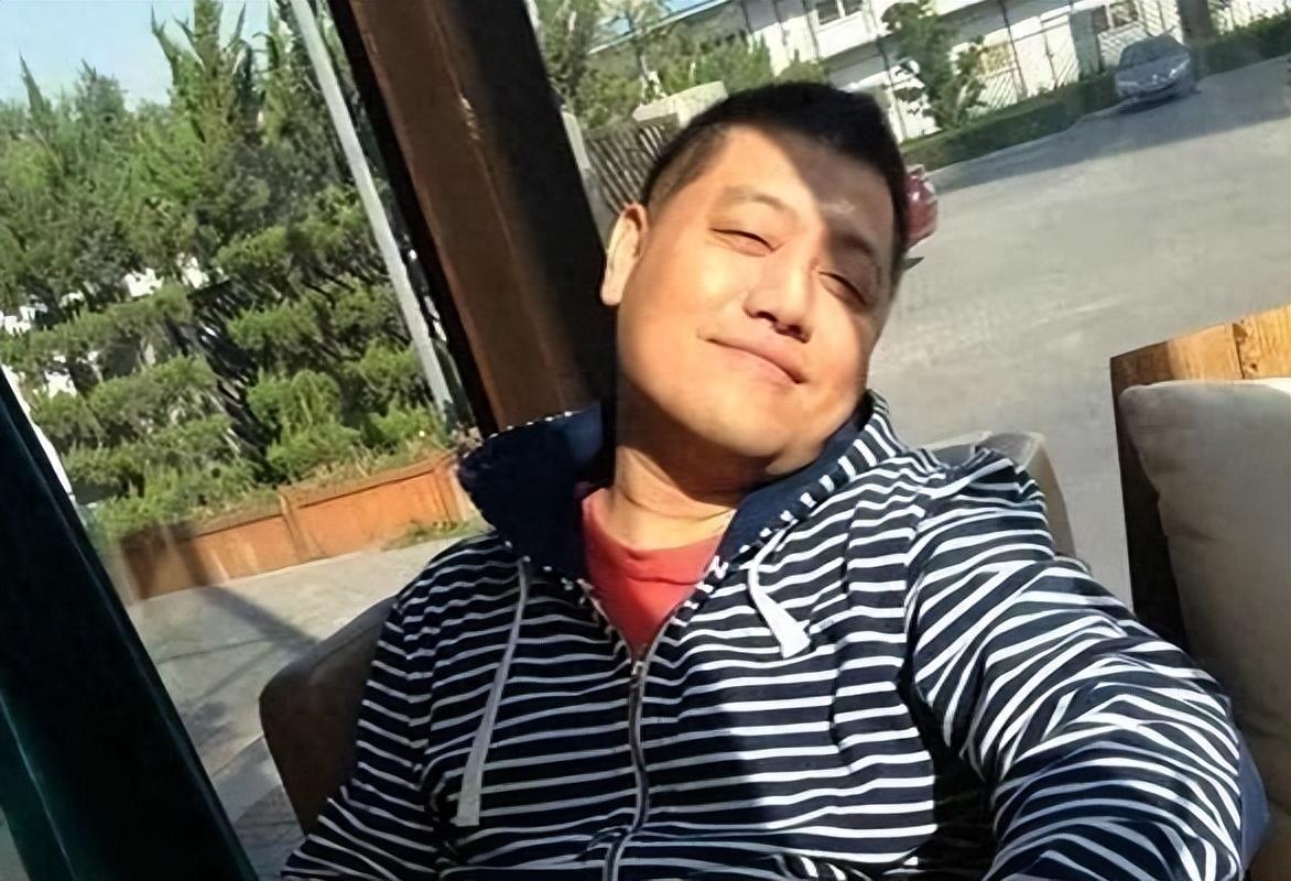 47岁可云现状与导演相识6天闪婚女儿已18岁