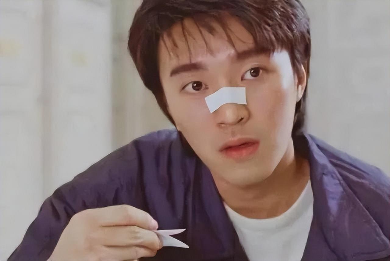 回顾没想到61岁的周星驰竟以这种方式给所有的导演们上了一课