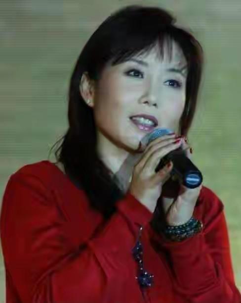 陆剑民出道多年却不火如今凭追风者出圈妻子是歌手胡月