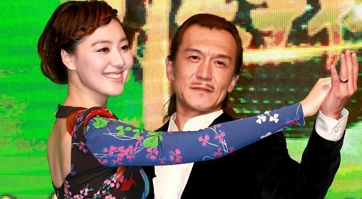 李咏一手捧红的女主持却绯闻缠身如今40岁仍然孤身一人