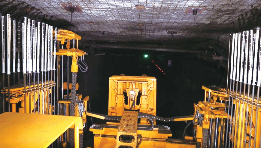 肖华明副总工程师:布尔台煤矿一次成巷高机动性快速掘进系统