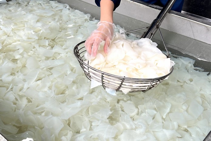 牛得道白玉脆毛肚亮相北京国际火锅食材展