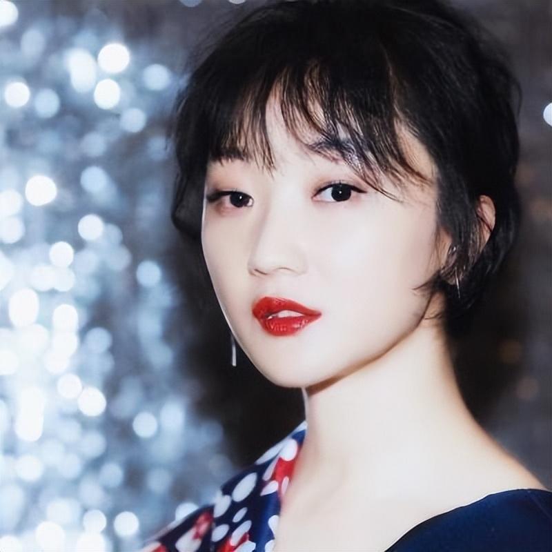 回顾那个曾被嘲脸歪嘴歪逼婚高富帅的张瑶如今活成了人生赢家