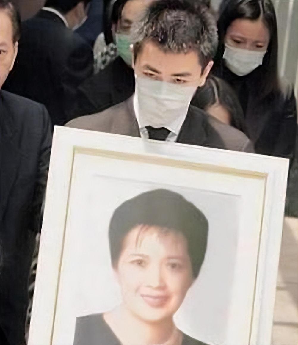 回顾16年后再看李嘉欣才懂一个好的爱人能化解所有的人间疾苦