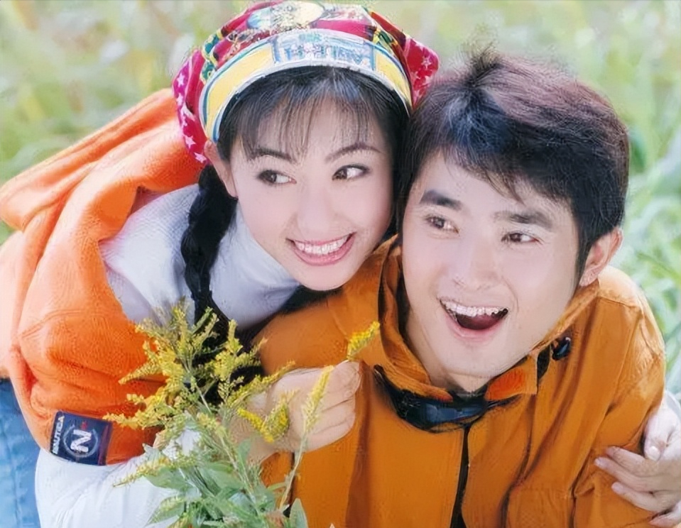 回顾三届军艺校草胖若两人校花依旧美丽还有1位是大满贯视后