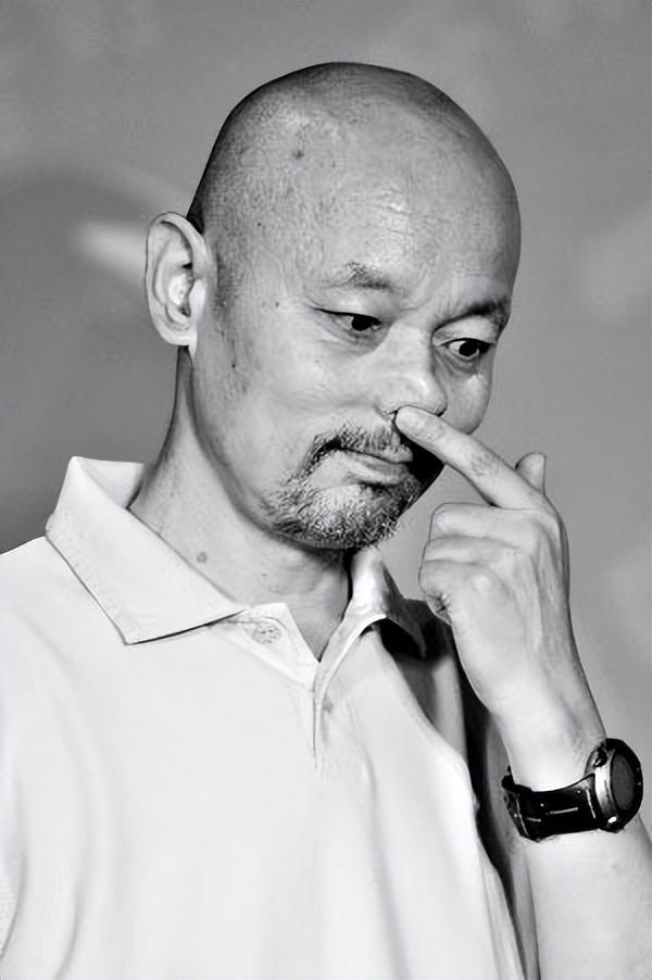 妹妹远在美国父母也已离世如今66岁无儿无女的葛优如何了