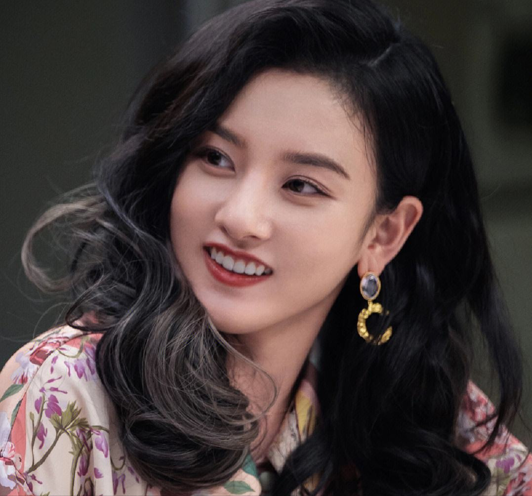 回顾6位樱桃小嘴女星有人被夸古典美有人却被嘲不好看